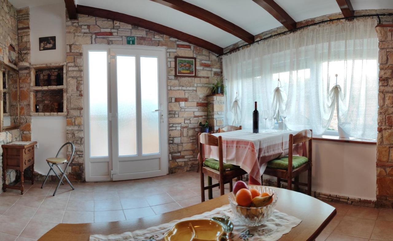 Apartment Istra Near Beach Ρόβινι Εξωτερικό φωτογραφία